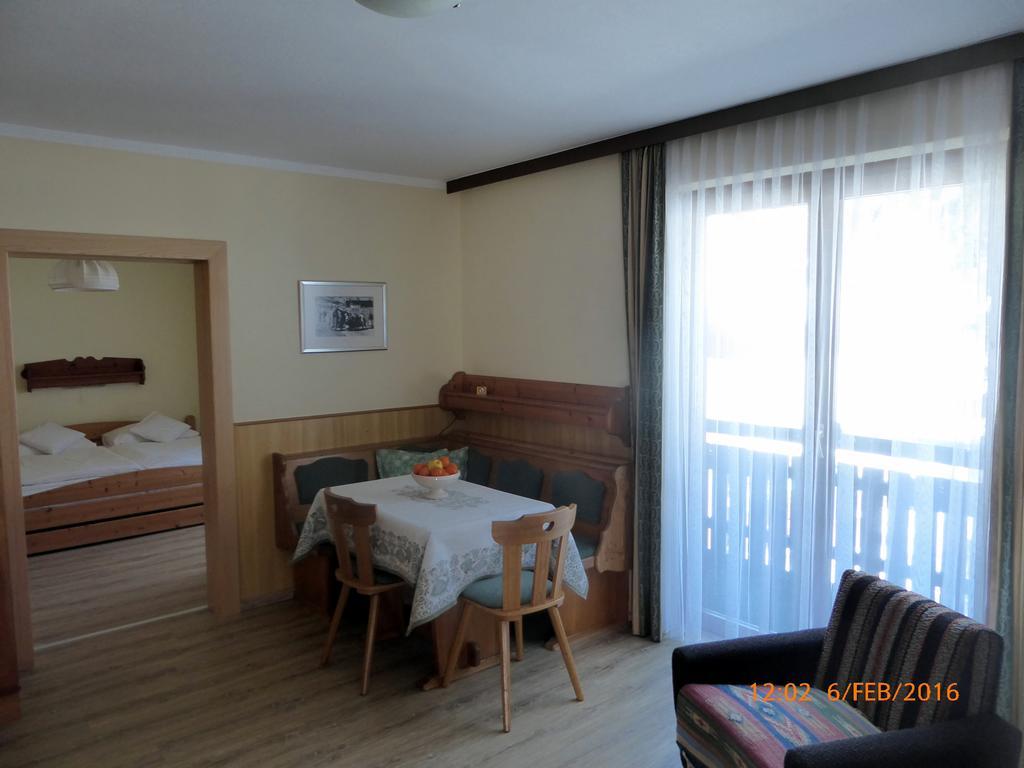 ホテル Gaestehaus Truskaller マルニッツ 部屋 写真