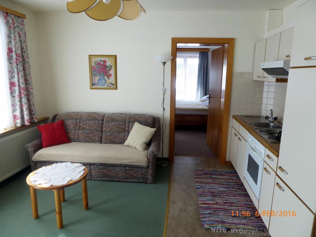 ホテル Gaestehaus Truskaller マルニッツ エクステリア 写真