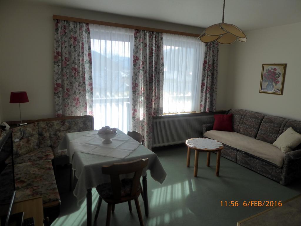 ホテル Gaestehaus Truskaller マルニッツ 部屋 写真