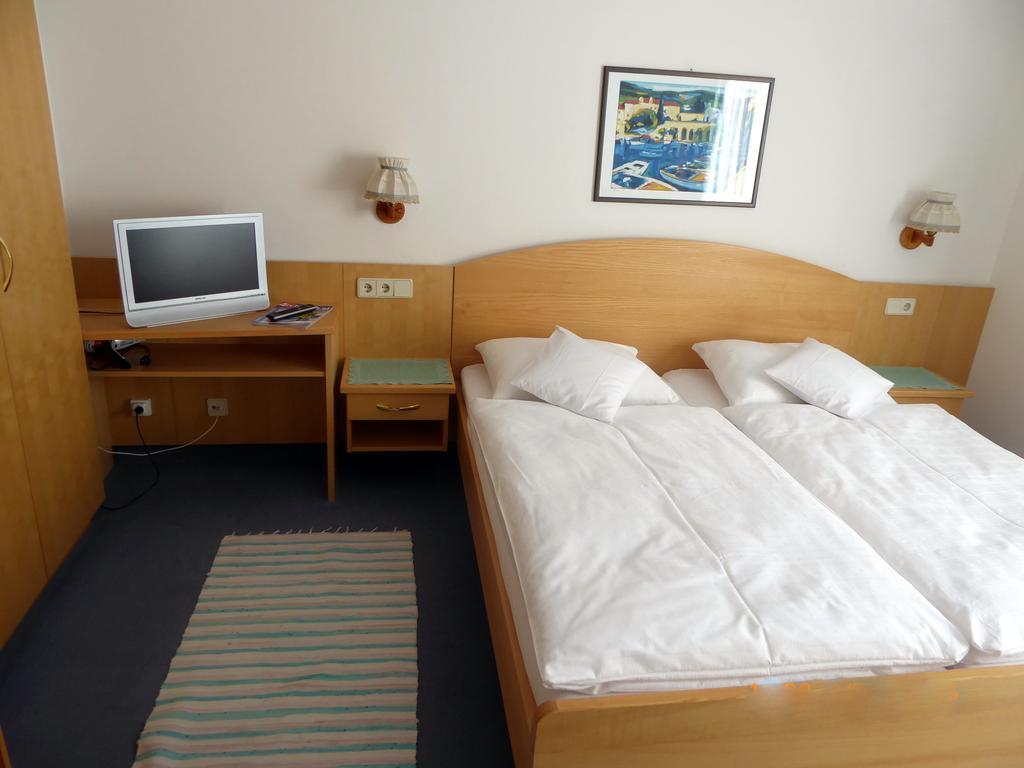 ホテル Gaestehaus Truskaller マルニッツ エクステリア 写真