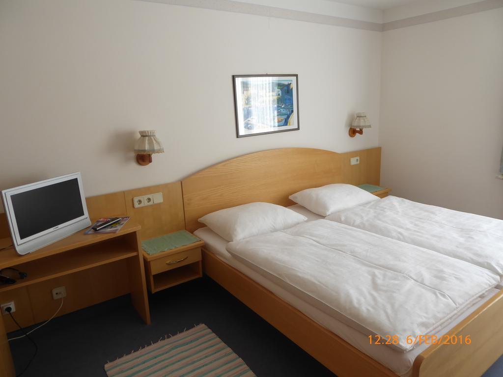 ホテル Gaestehaus Truskaller マルニッツ エクステリア 写真