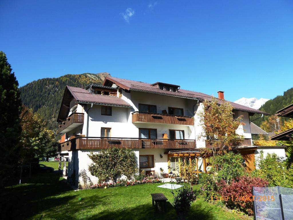 ホテル Gaestehaus Truskaller マルニッツ エクステリア 写真